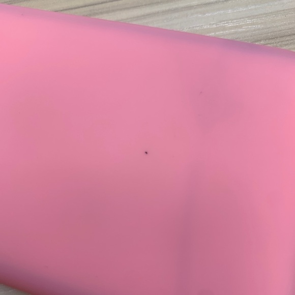 Pink/Purple Silicone Phone Case For iPhone XR - 6”x 4”x 0.5” - Picture 3 of 4